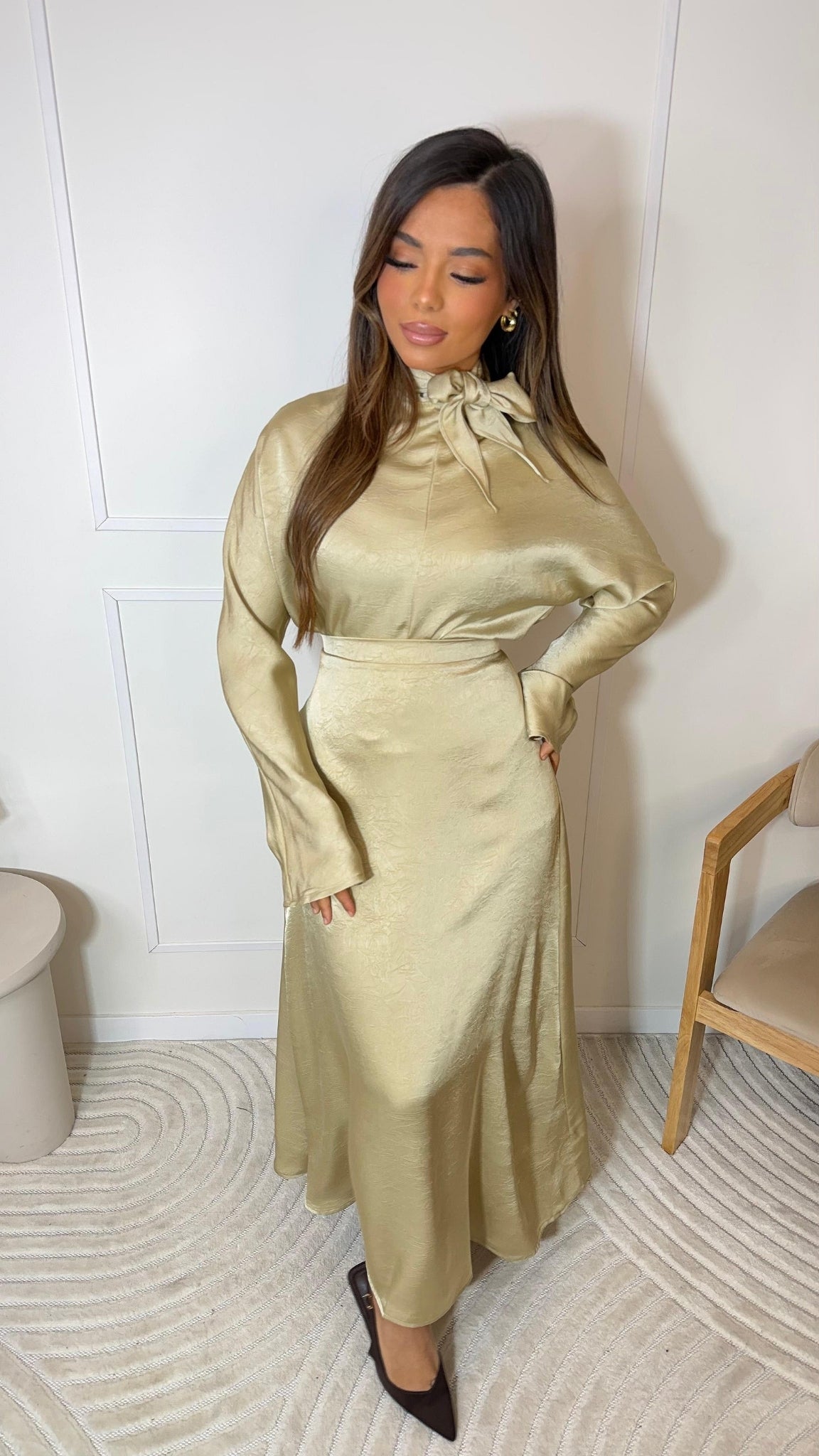 Satin ensemble with tie collar