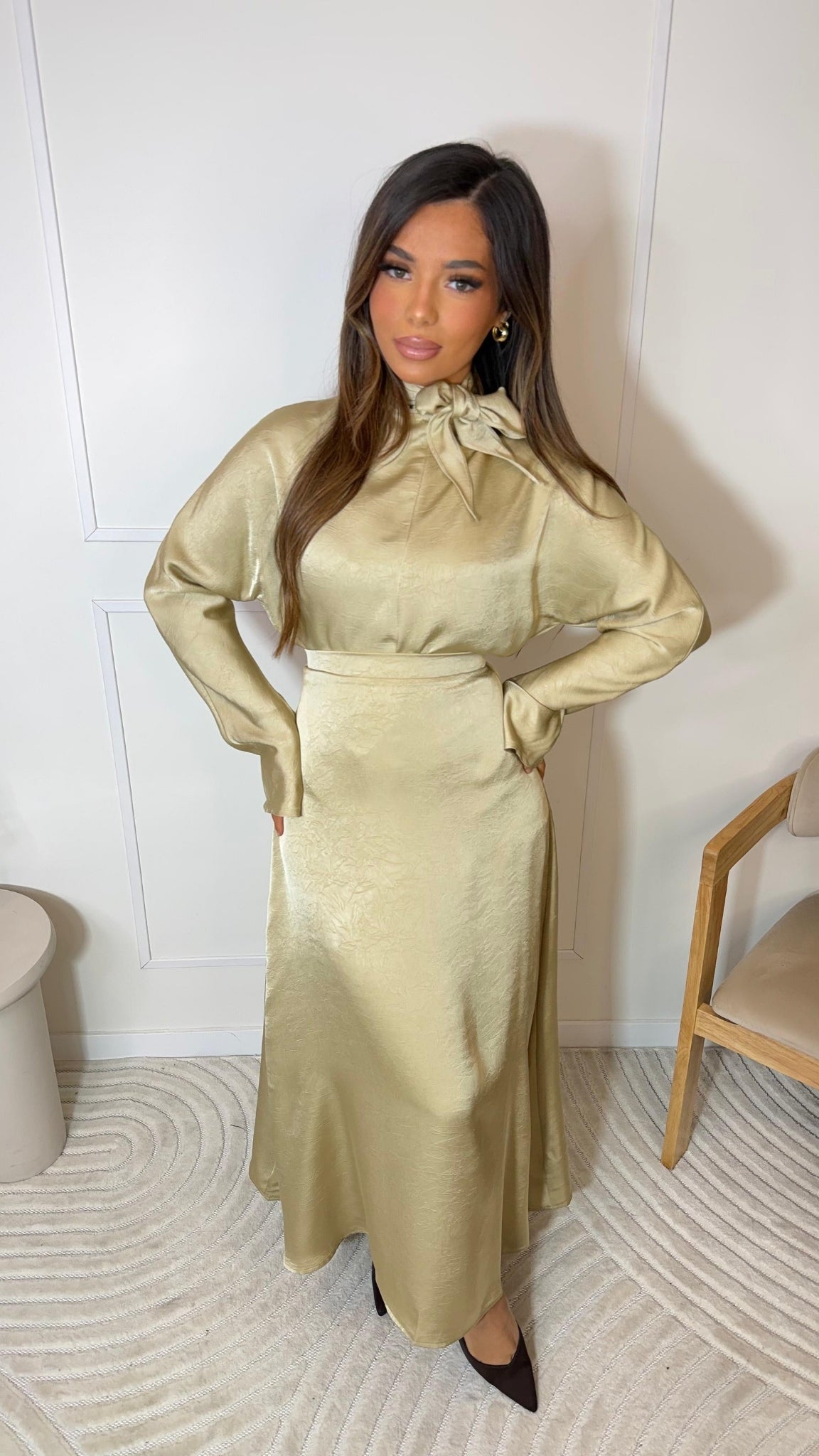 Satin ensemble with tie collar