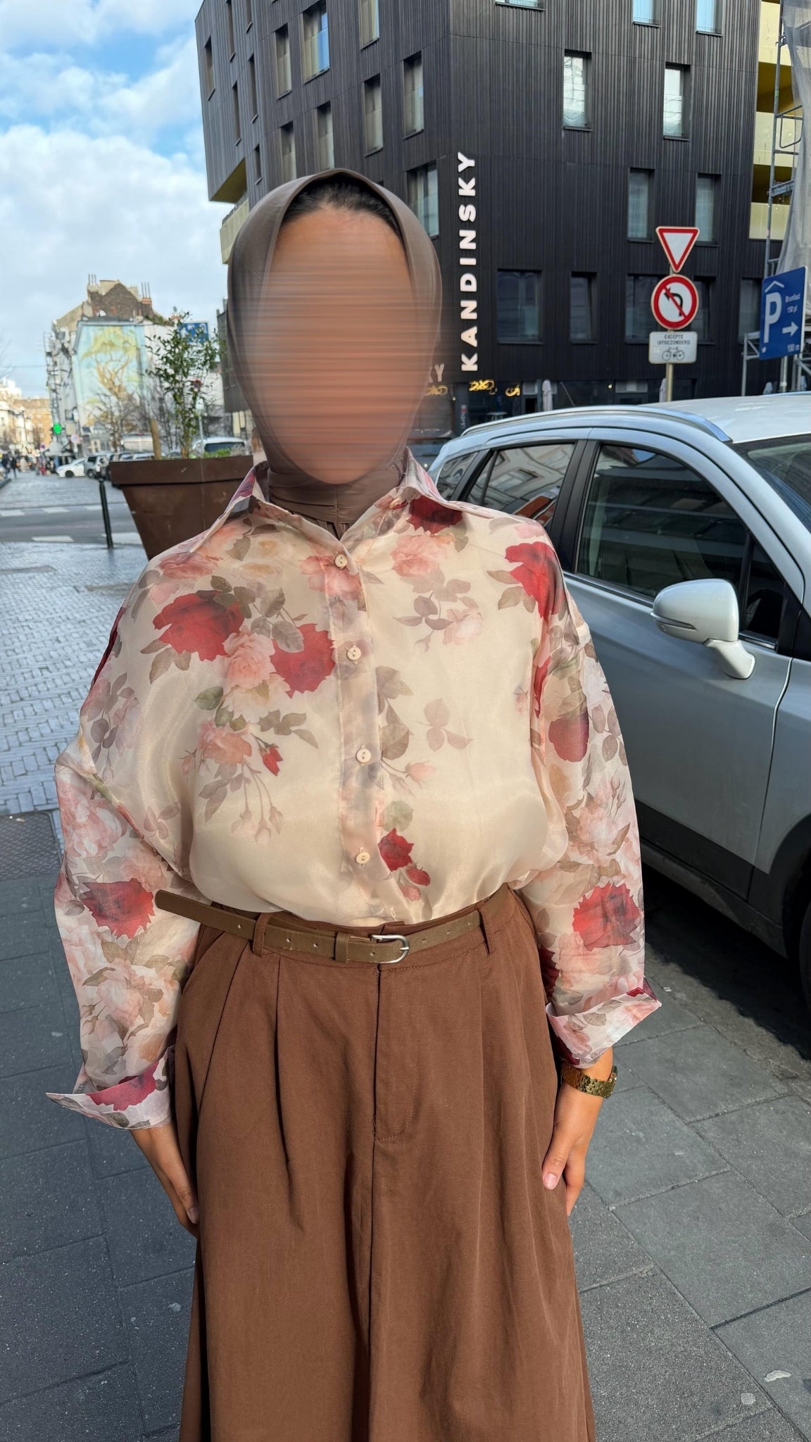 Floral flowy shirt