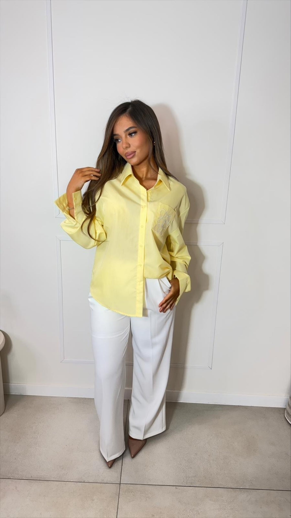 Chemise classique brodée