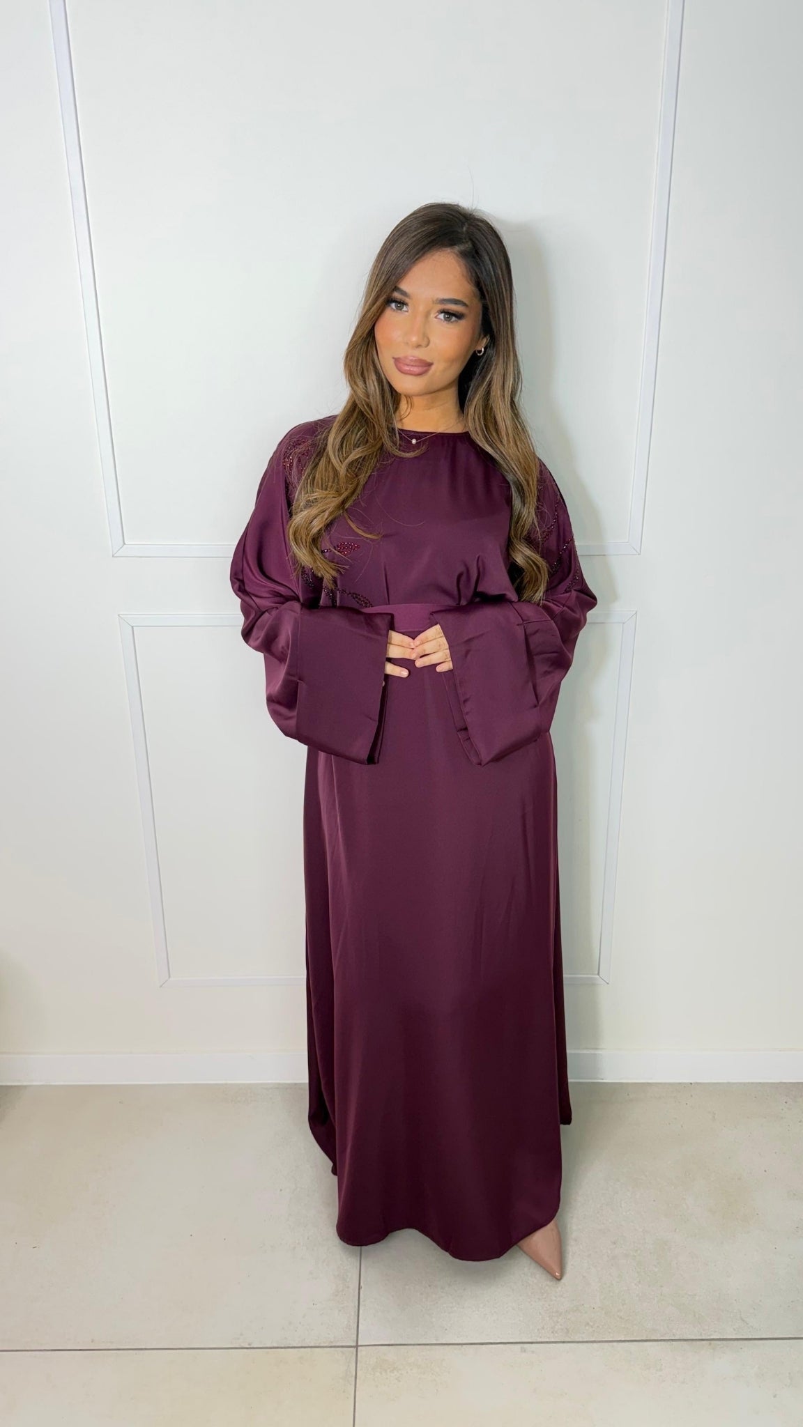 Robe Satinée Ceinturée