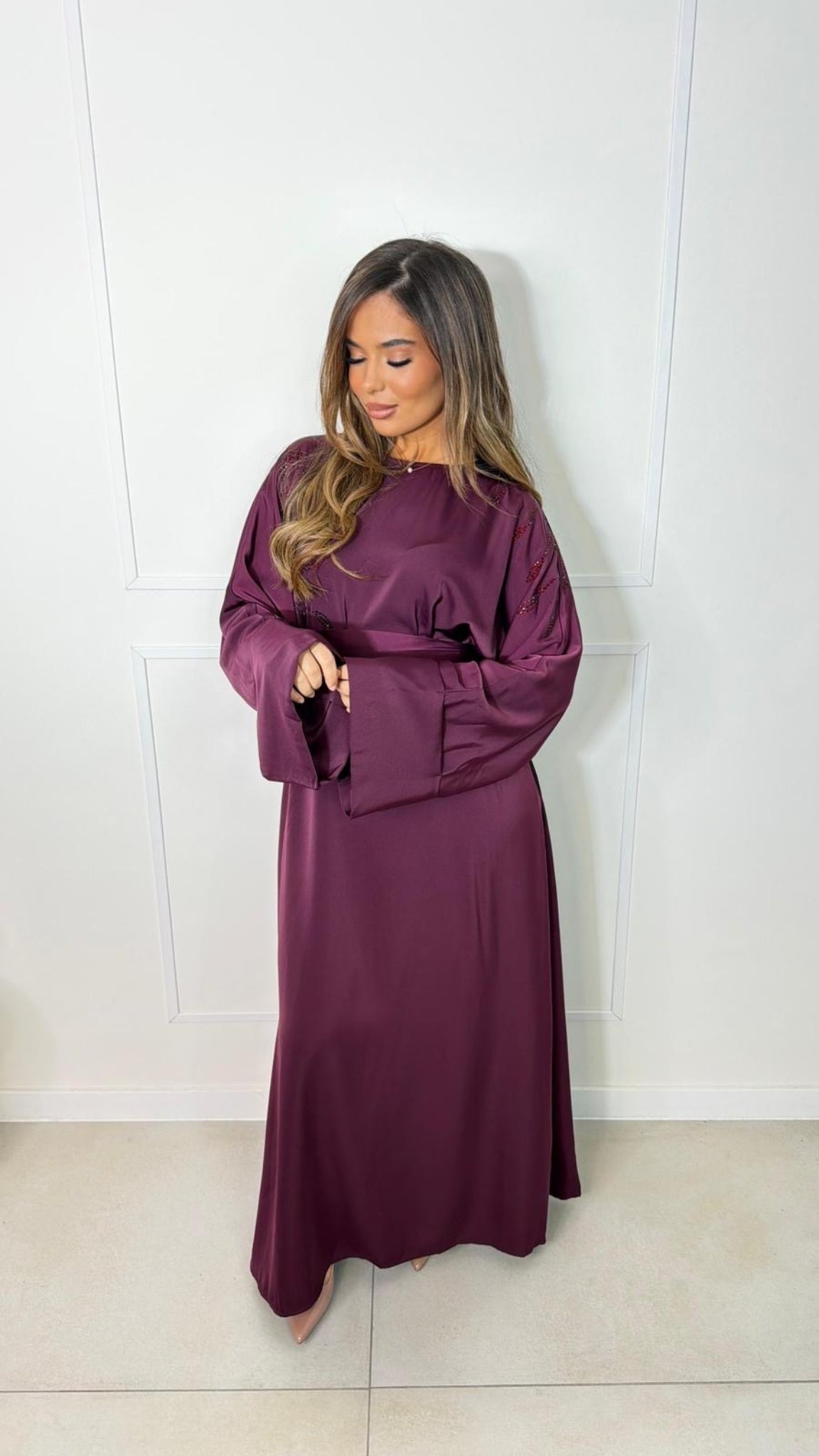 Robe Satinée Ceinturée