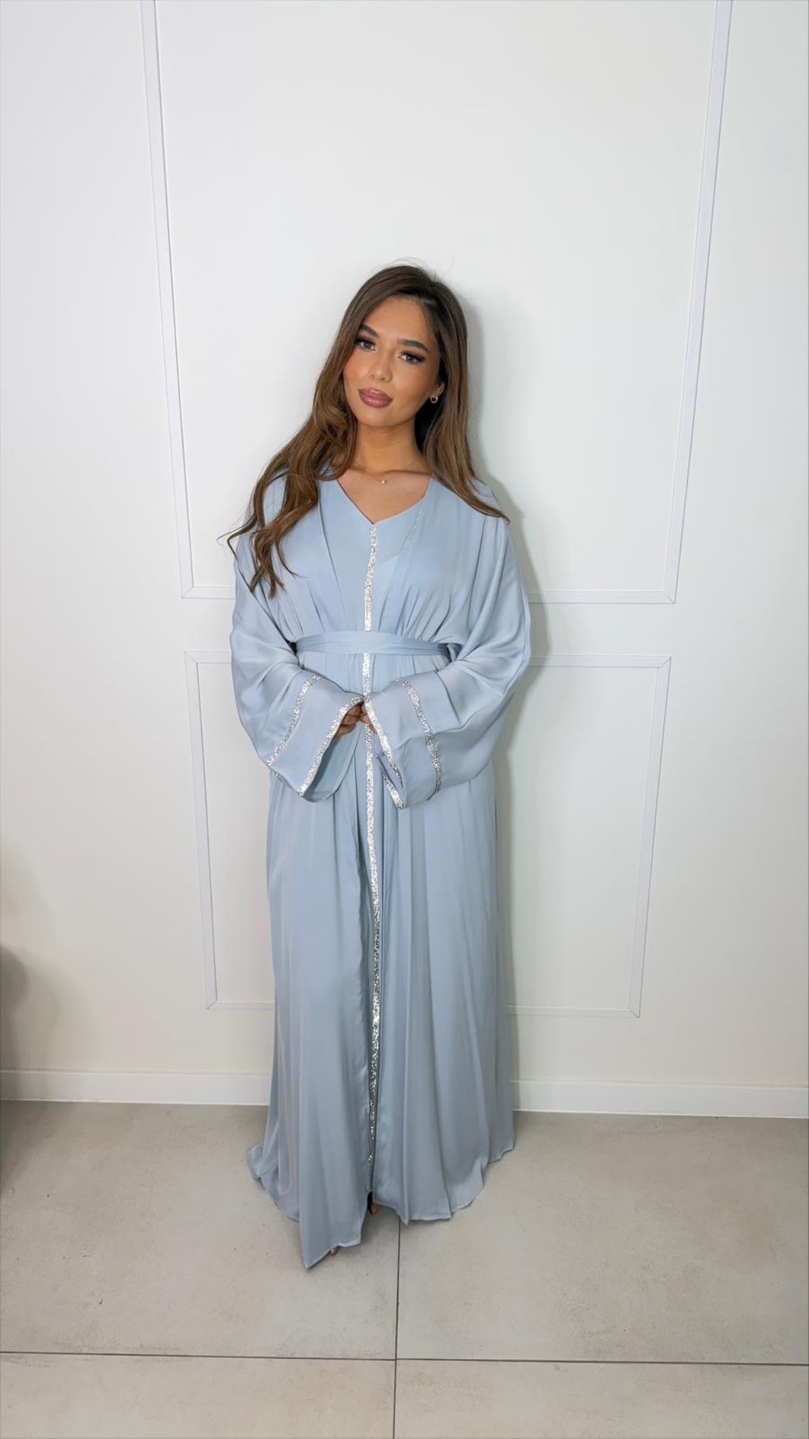 Fluid Set with Satin Trim