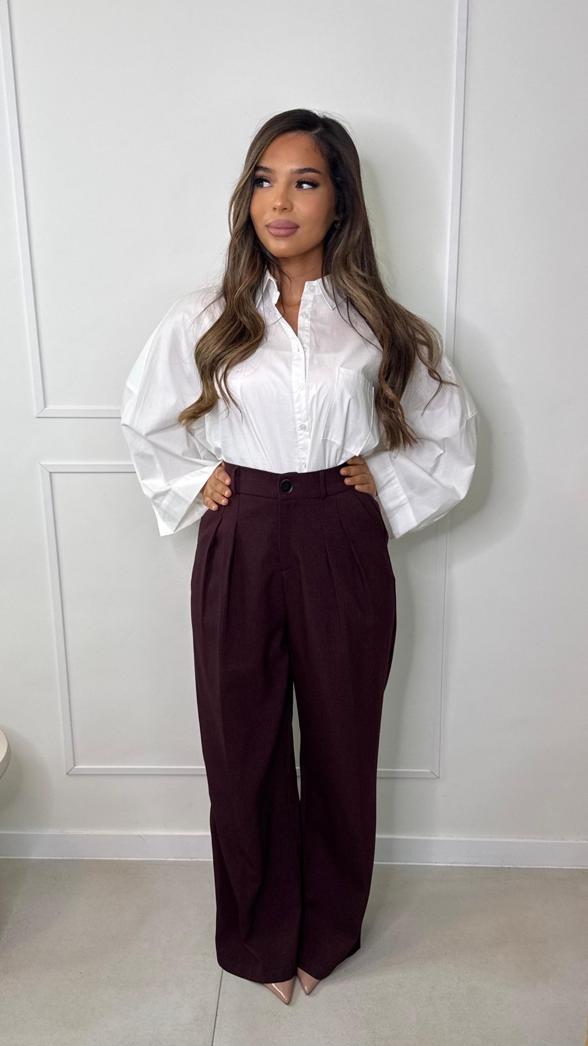 Pantalon tailleur à plis