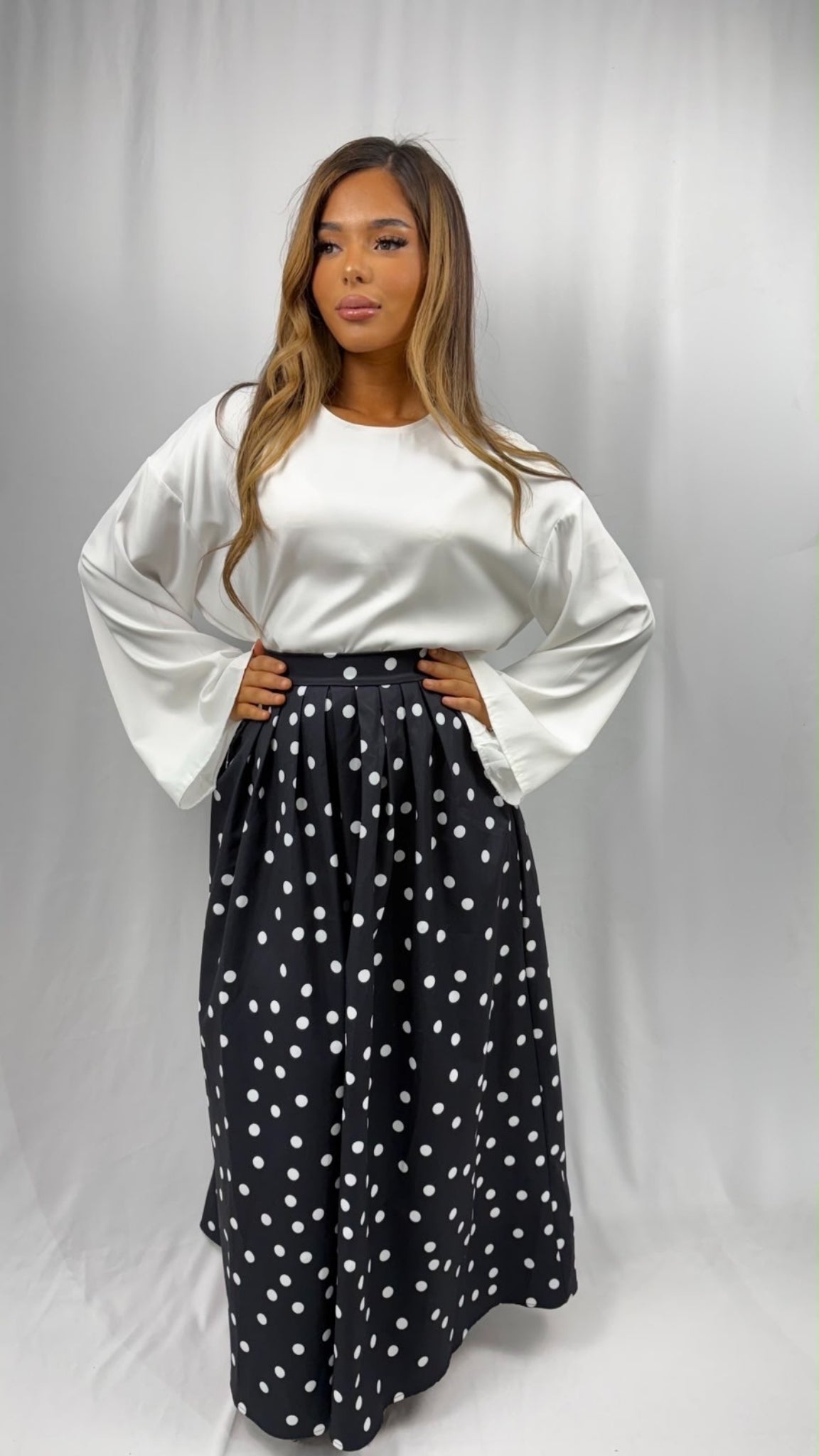 Jupe maxi à pois coupe rétro