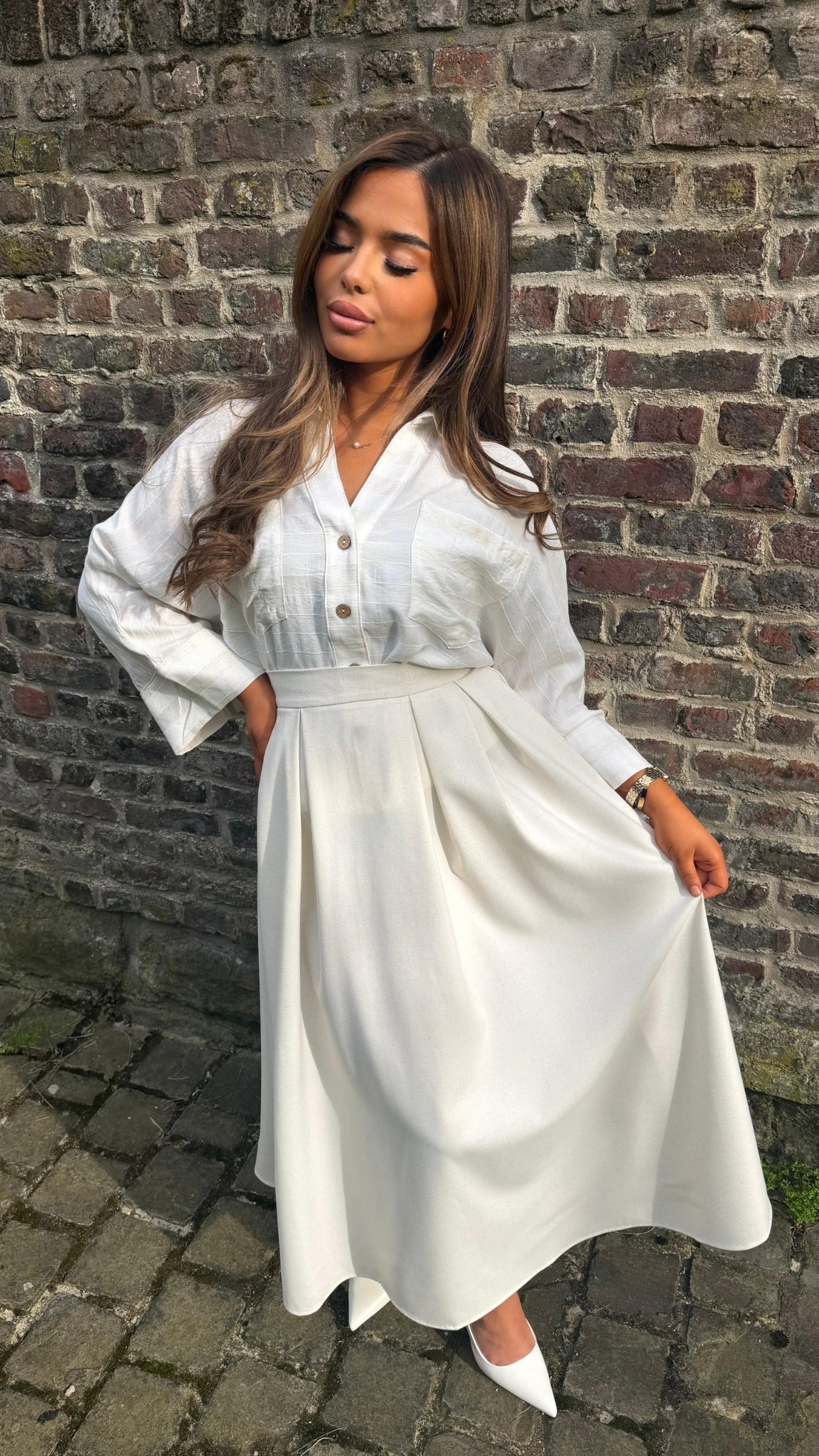 High-waisted flowing linen-look skirt