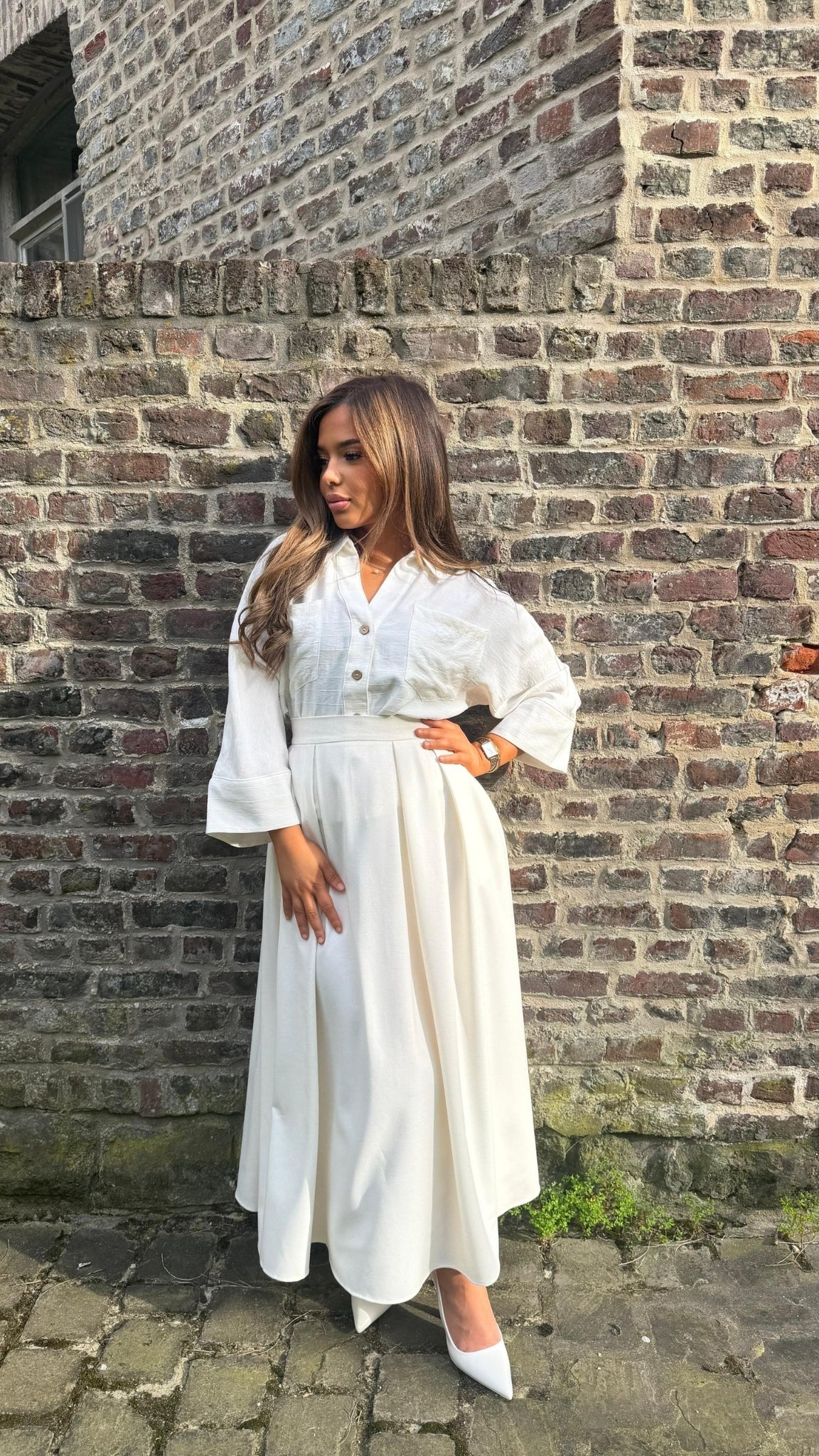 High-waisted flowing linen-look skirt