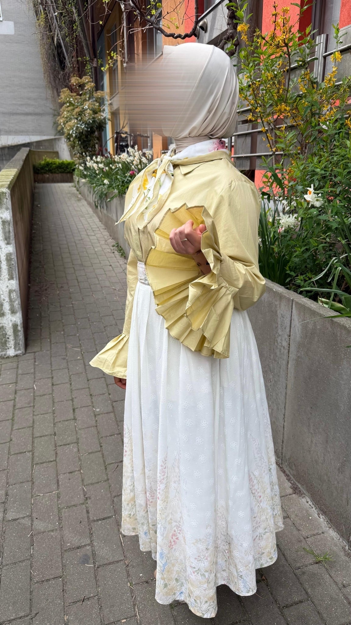 Jupe midi évasée à motifs floraux