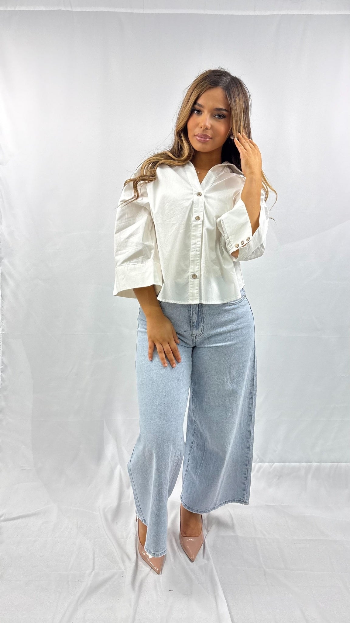 Chemise courte en popeline manches évasées