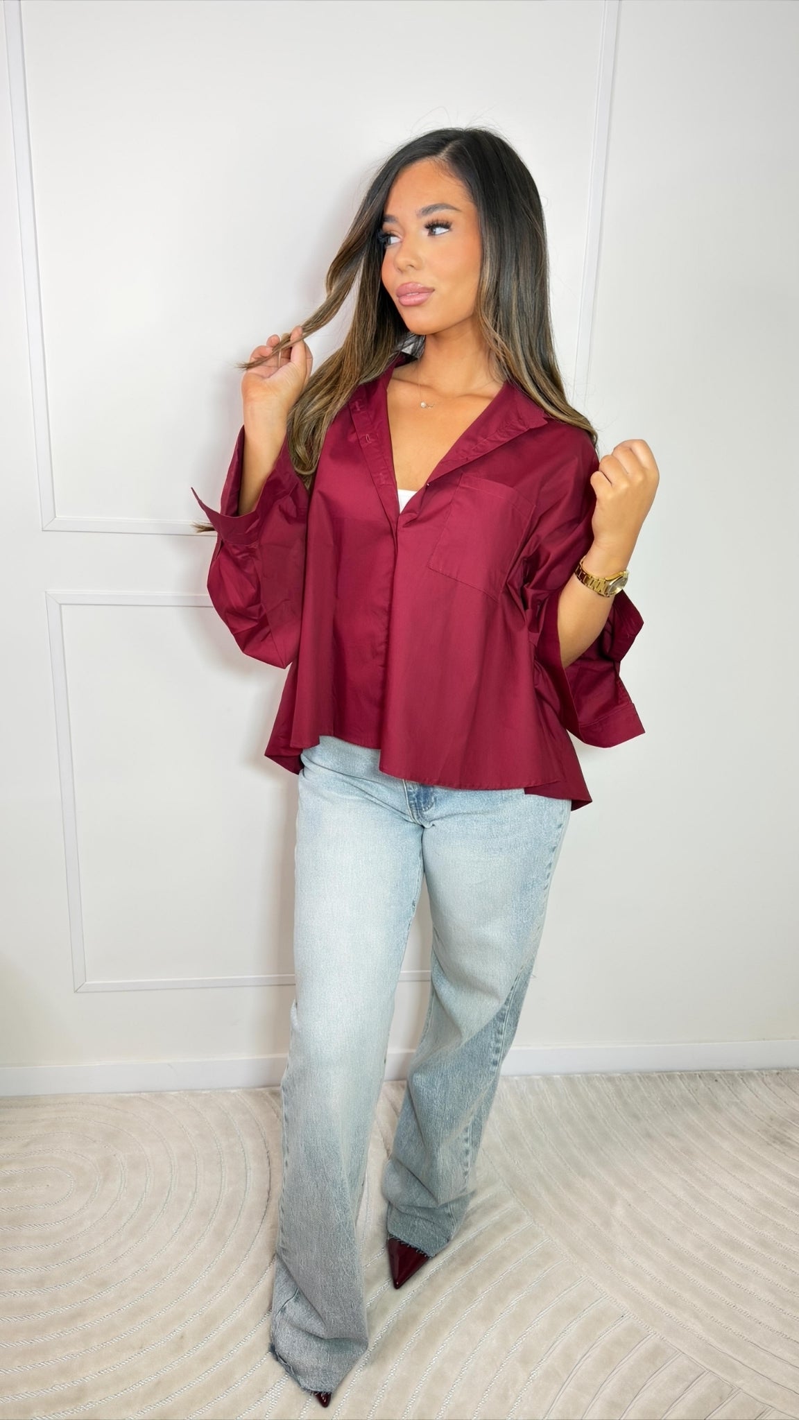 Oversized flowy shirt with a soft collar