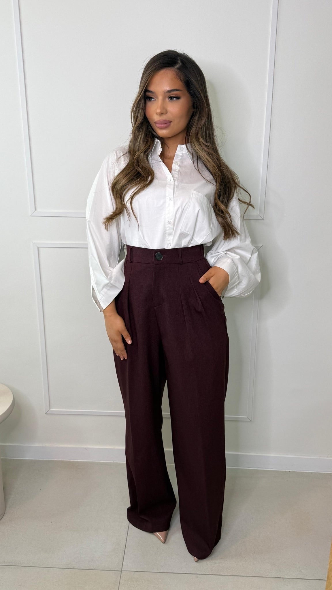 Pantalon tailleur à plis