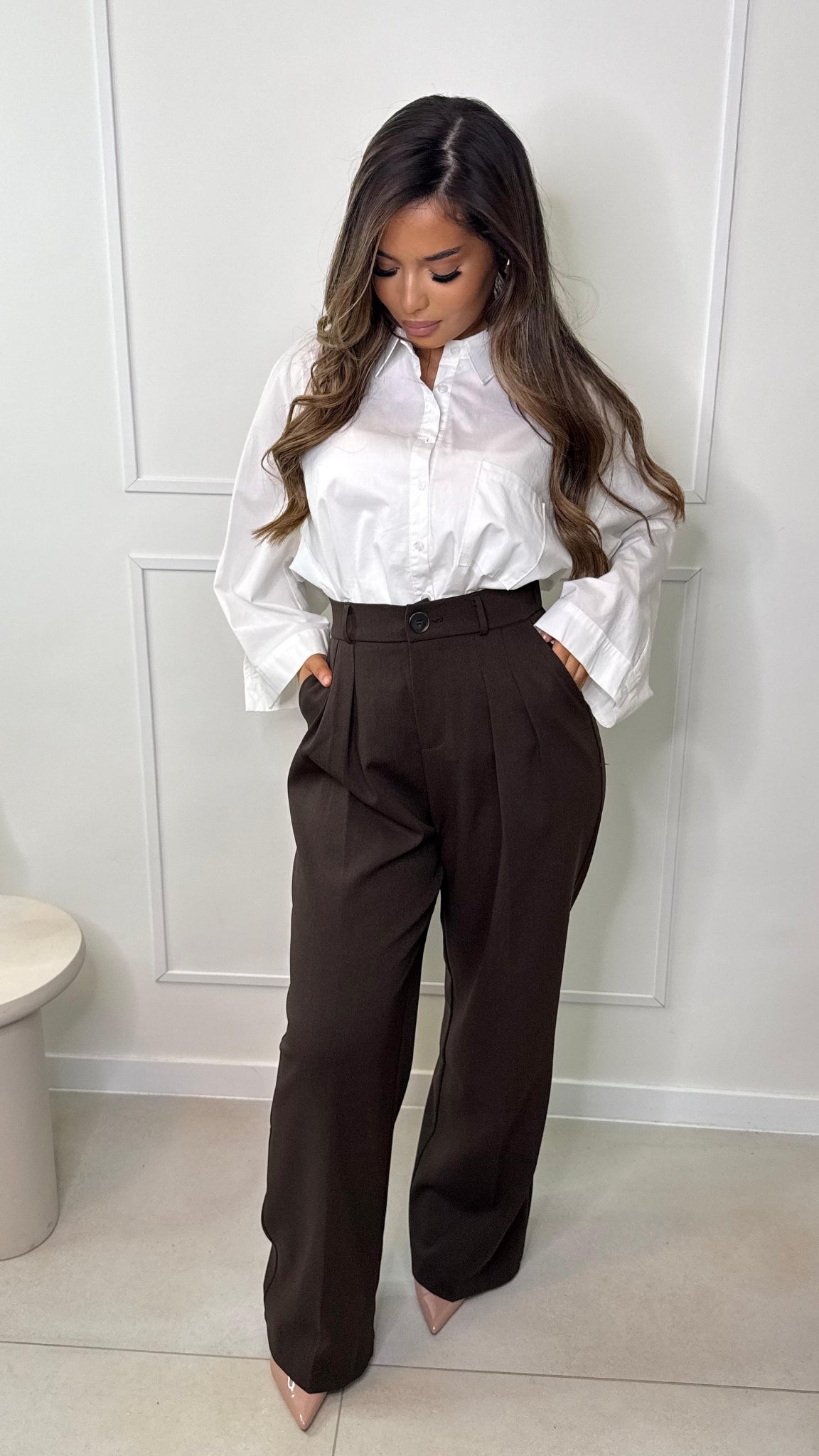 Pleated tailored trousers