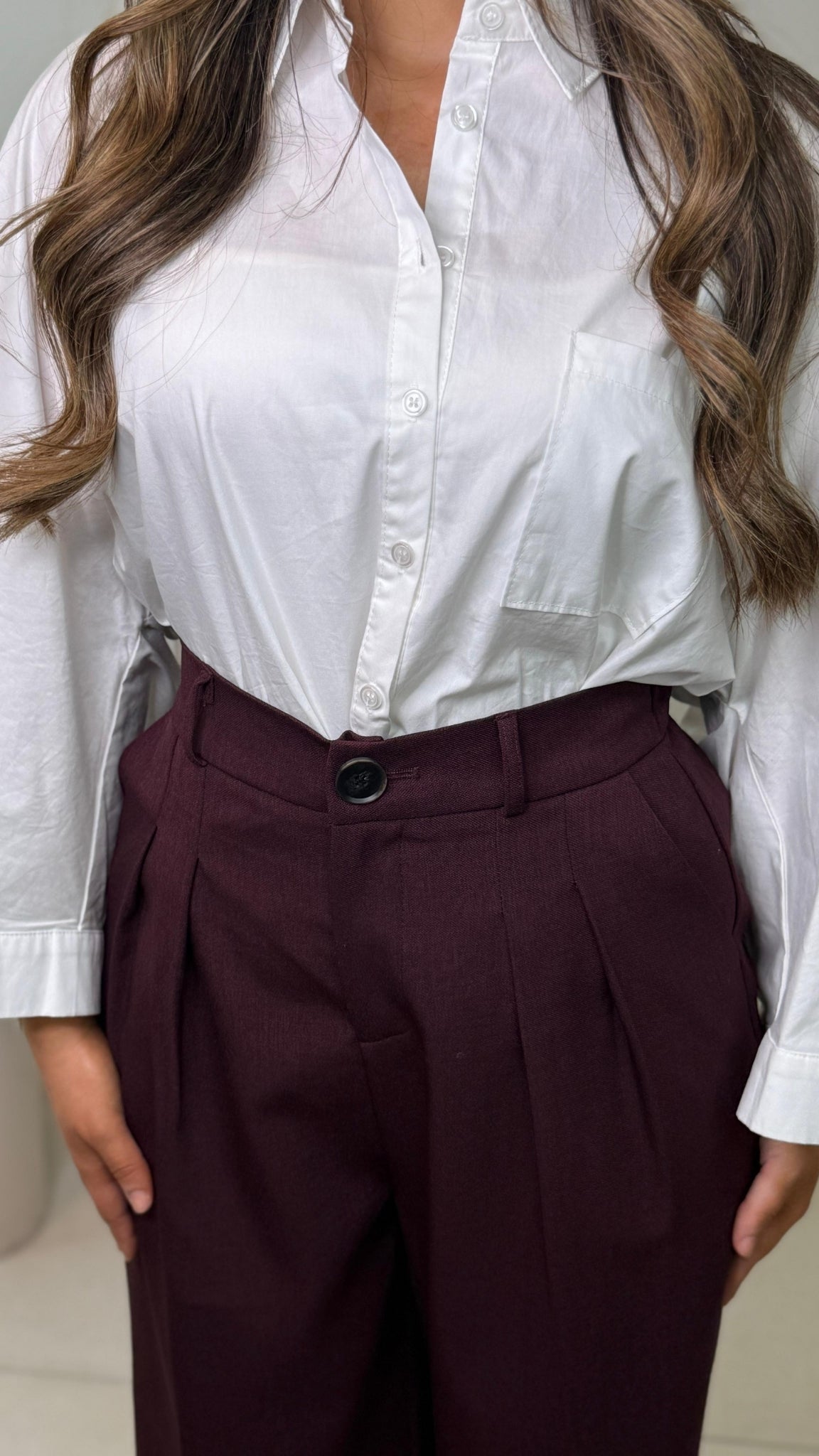 Pleated tailored trousers
