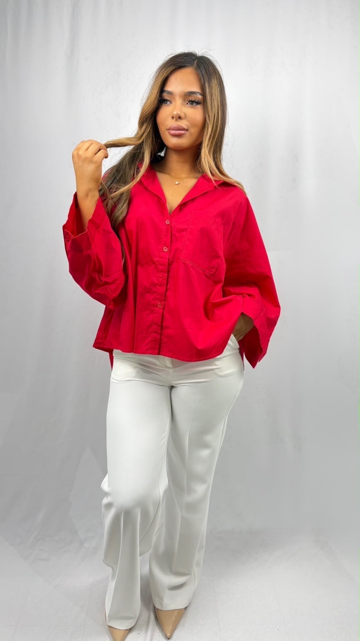 Oversized flowy shirt with a soft collar