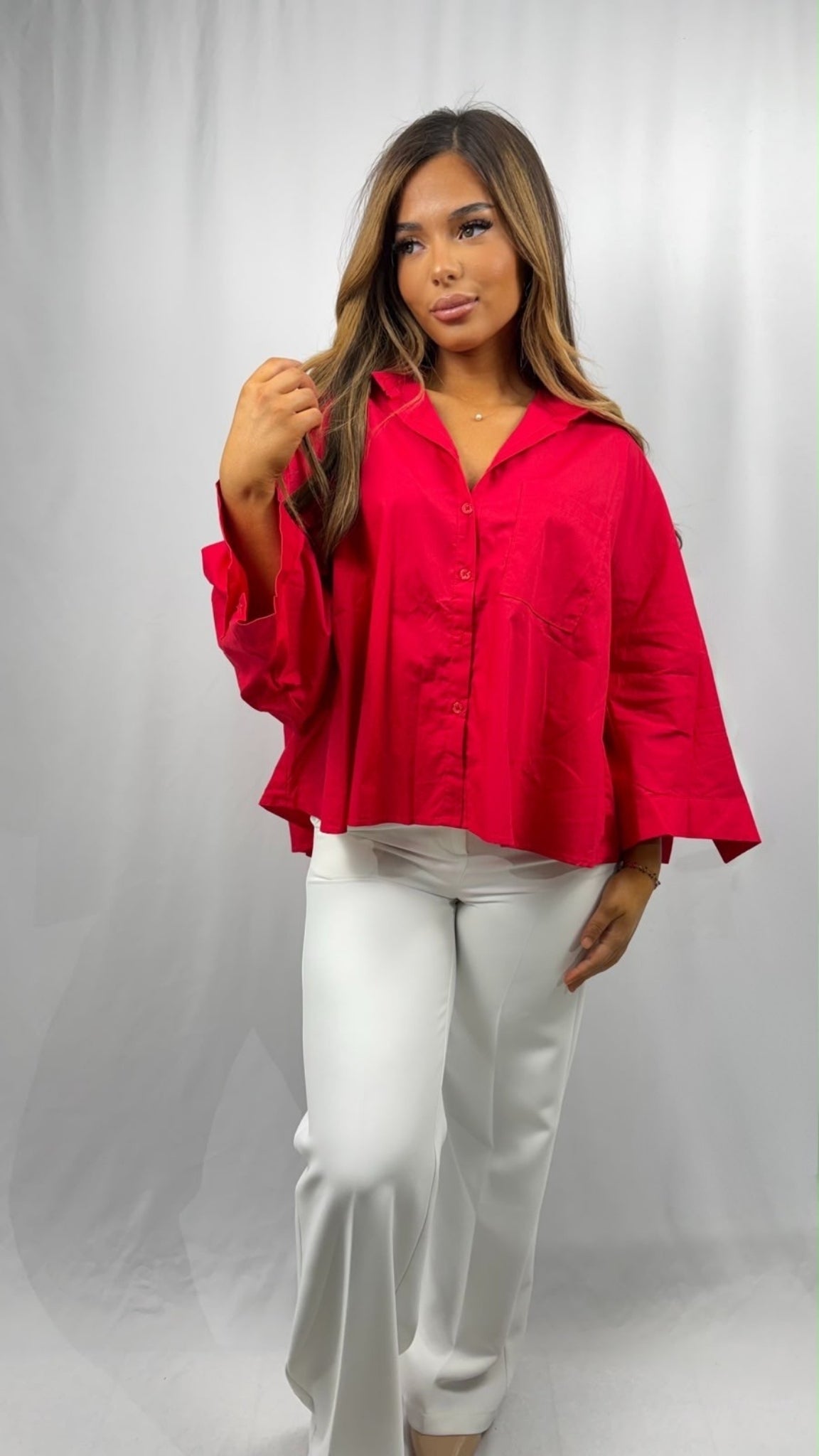 Oversized flowy shirt with a soft collar