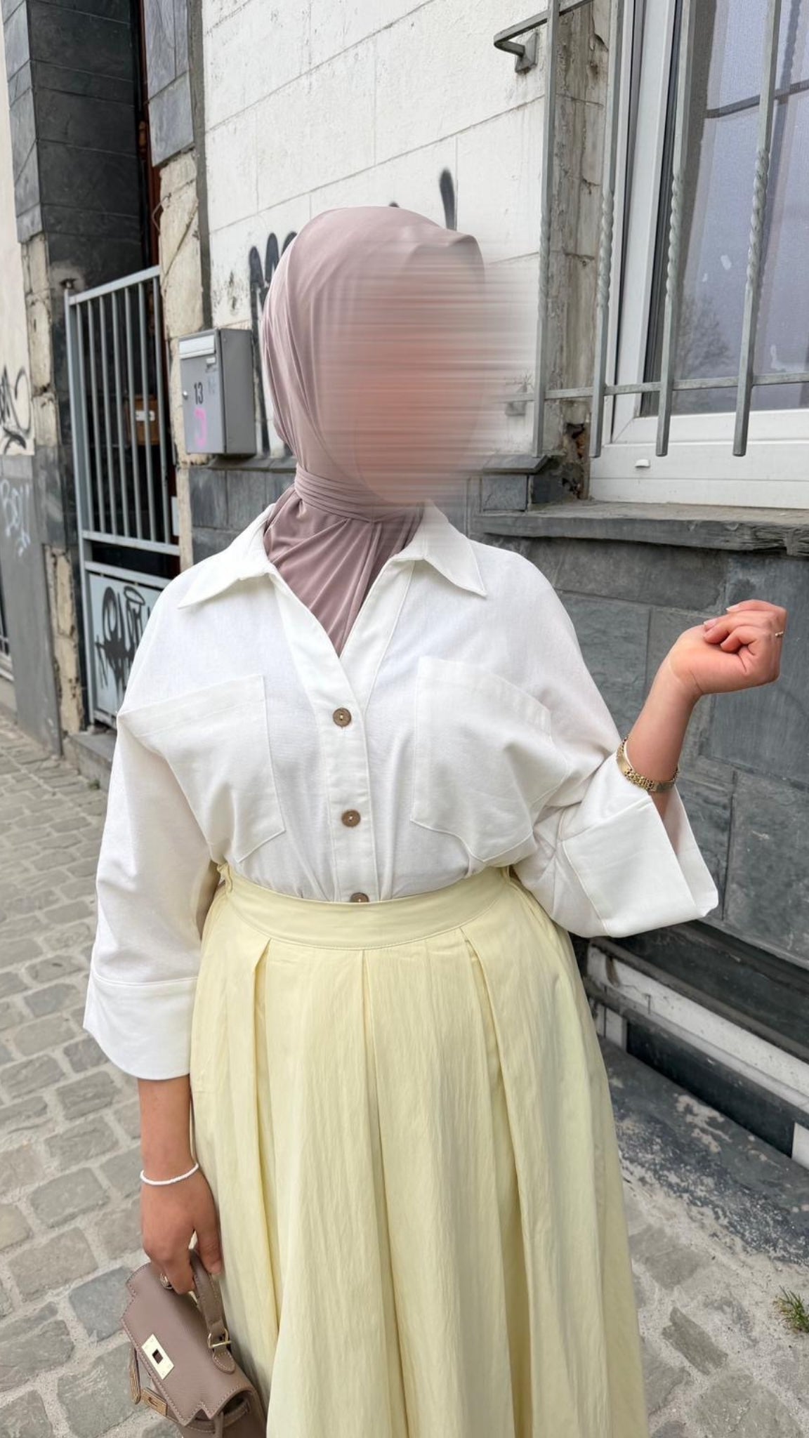 Flowy skirt with sharp pleats