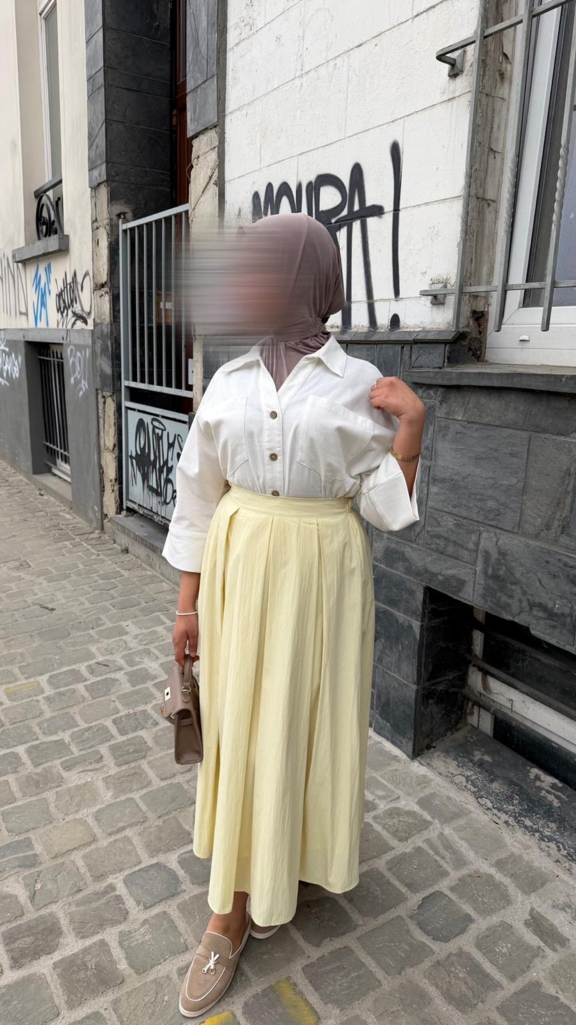 Flowy skirt with sharp pleats