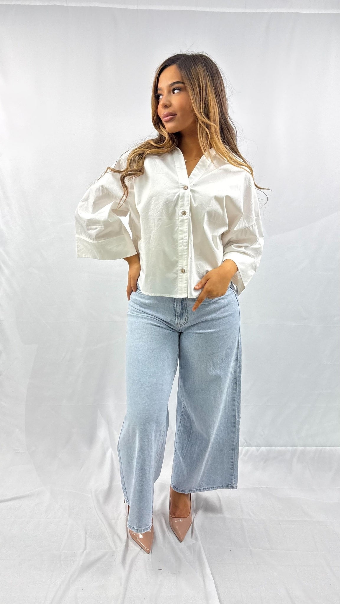 Chemise courte en popeline manches évasées