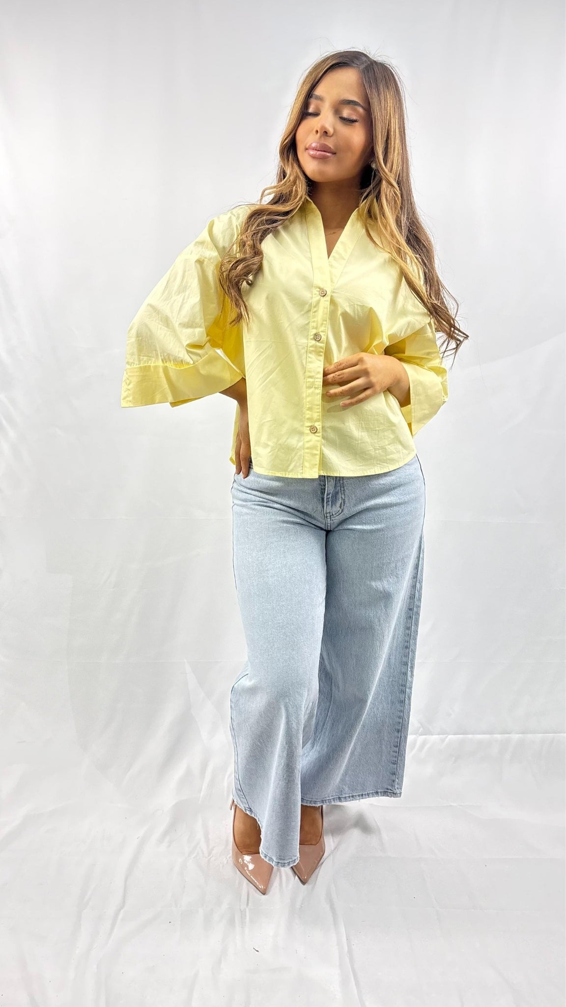 Chemise courte en popeline manches évasées